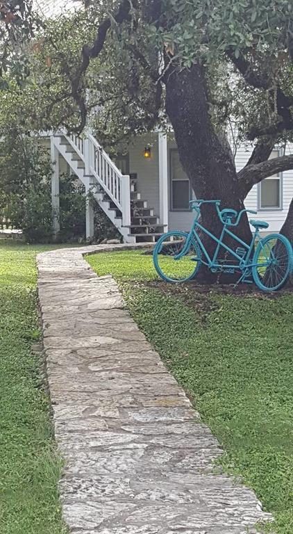 Full Moon Inn Fredericksburg Luaran gambar
